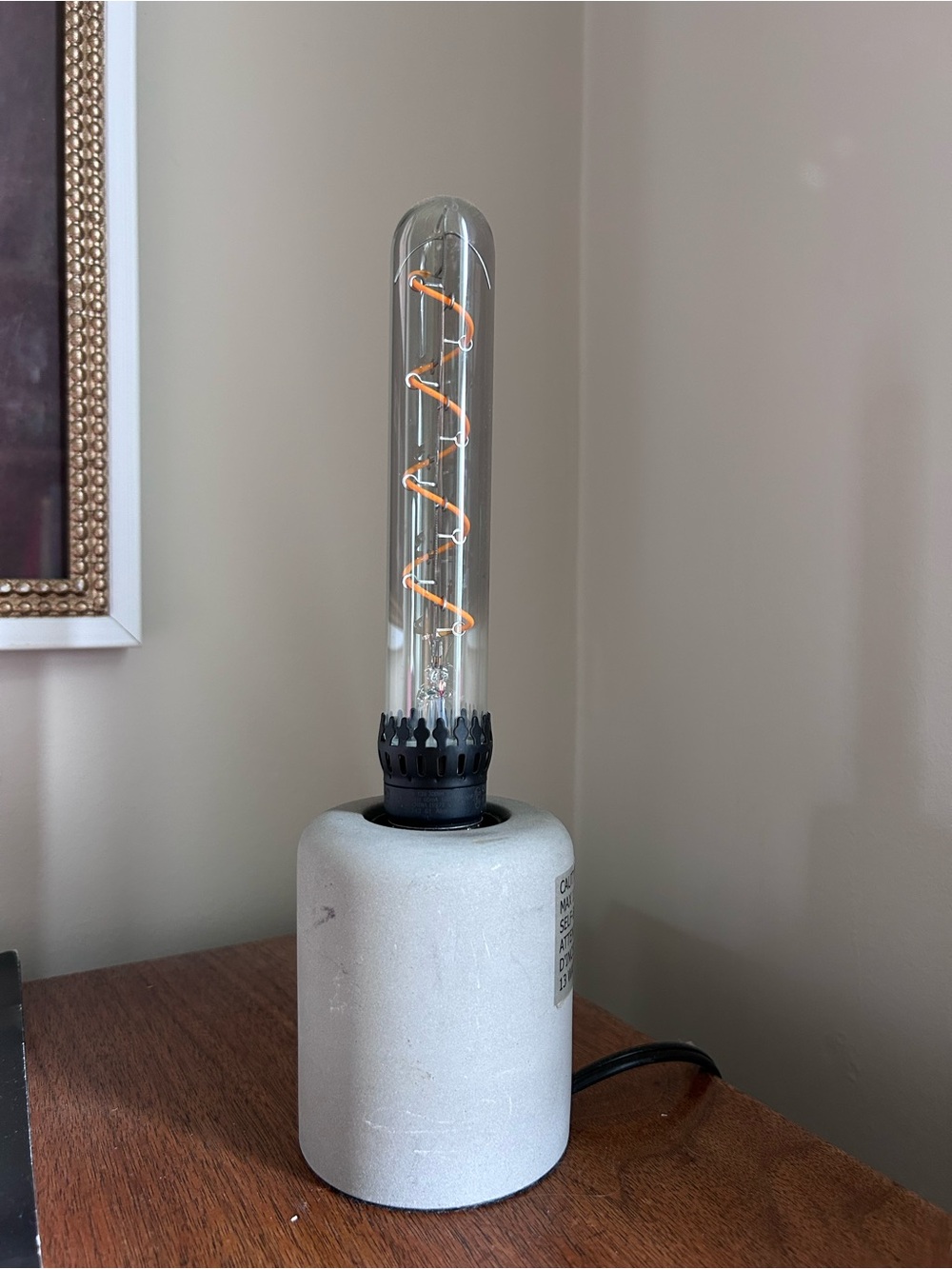 Modern Concrete Table Lamp with Exposed Filament Bulb - Gray